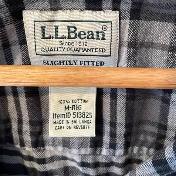 L.L. Bean Black/Gray Plaid Slightly Fitted Men’s Button-Down Shirt - Picture 6 of 6